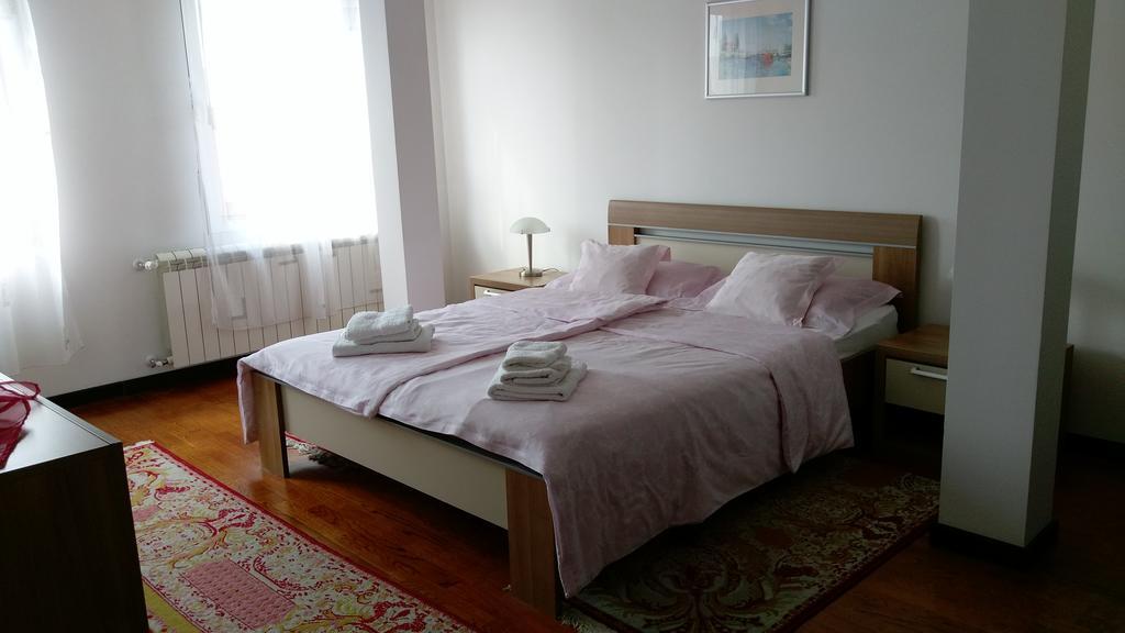 Apartment Krsmanovic Arandjelovac Bagian luar foto